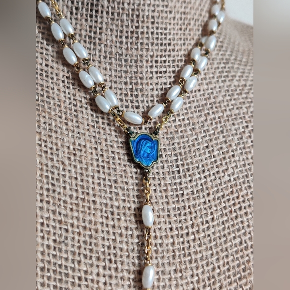 Vintage Enamel and Pearls Rosaries - Picture 4 of 10